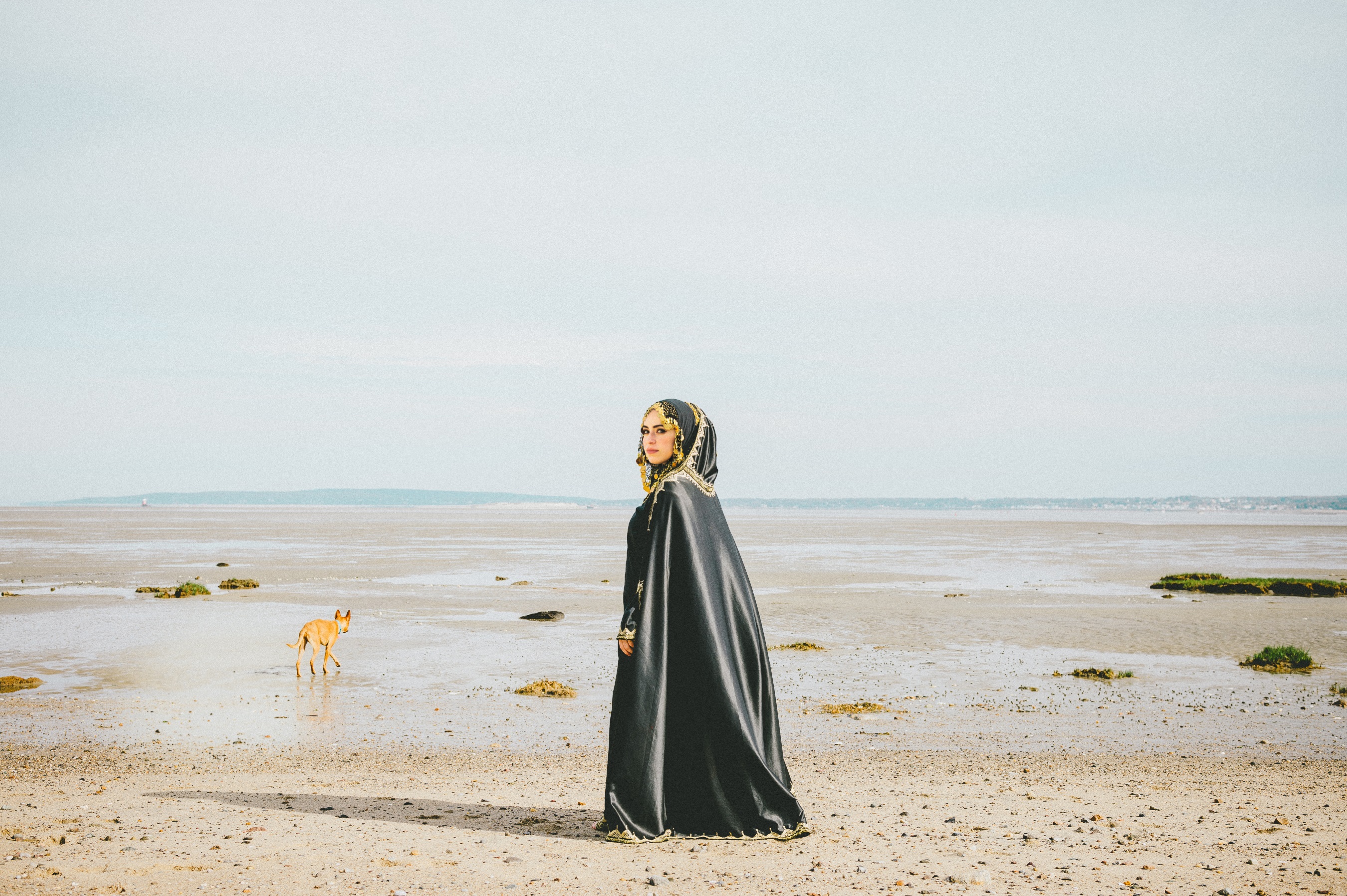 منى حيدر — Mona Haydar